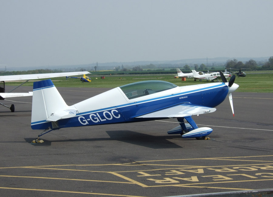 flying-extra-200.jpg thumbnail